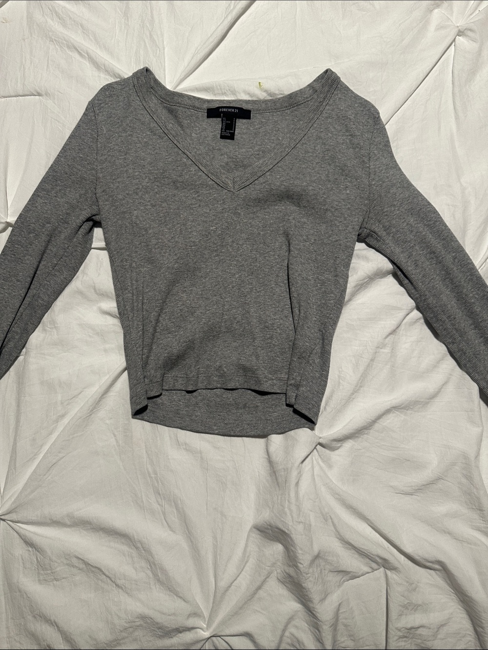 Forever 21 Gray V-Neck Cropped Long Sleeve Top